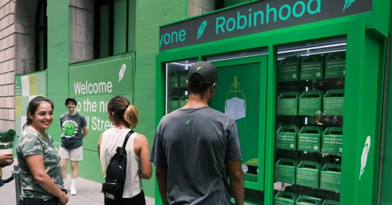 Robinhood, TradeStation, SoFi: How 3 online brokers compare for crypto trading